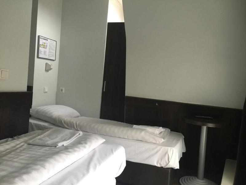 Hotel Damrak อัมสเตอร์ดัม ภายนอก รูปภาพ